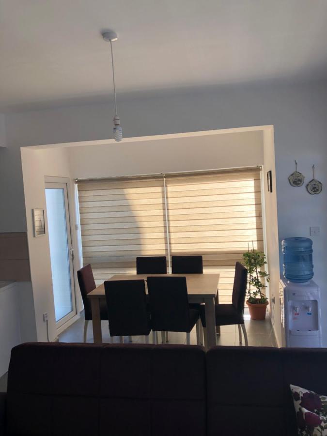 Reflex Apartment Spacious And Comfortable ニコシア エクステリア 写真