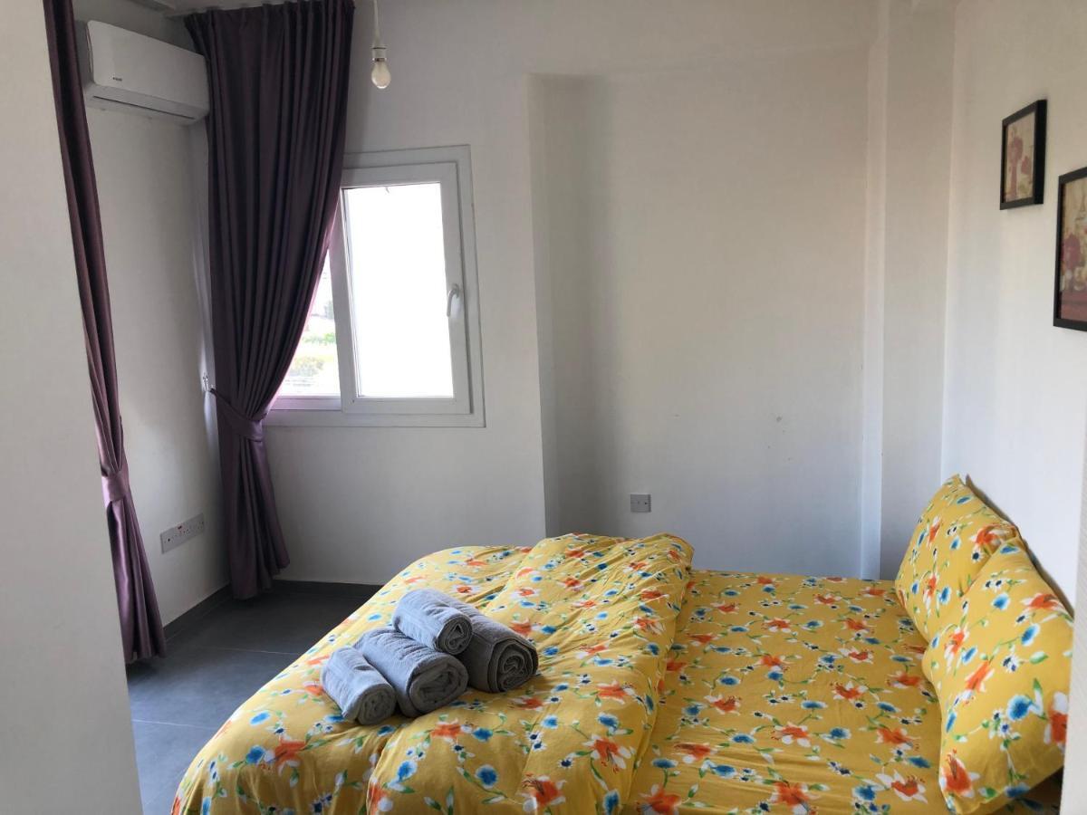 Reflex Apartment Spacious And Comfortable ニコシア エクステリア 写真