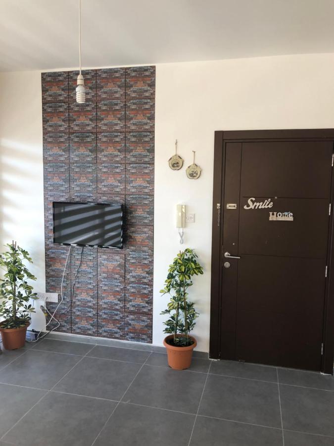 Reflex Apartment Spacious And Comfortable ニコシア エクステリア 写真