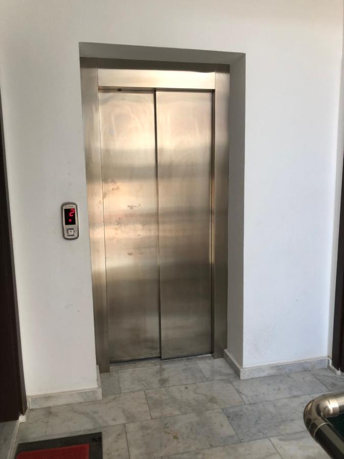 Reflex Apartment Spacious And Comfortable ニコシア エクステリア 写真